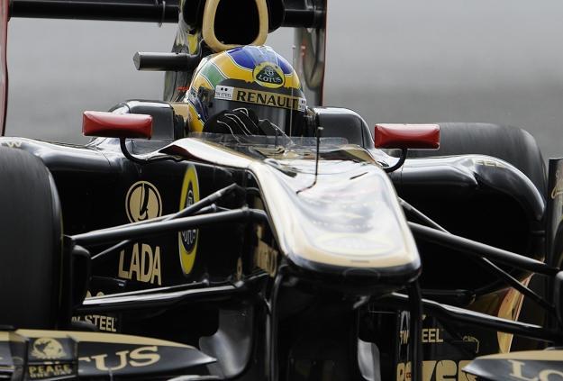 Obecnie w zespole Lotus-Renault jeżdżą Bruna Senna (na zdjęciu) i Witalij Pietrow /AFP