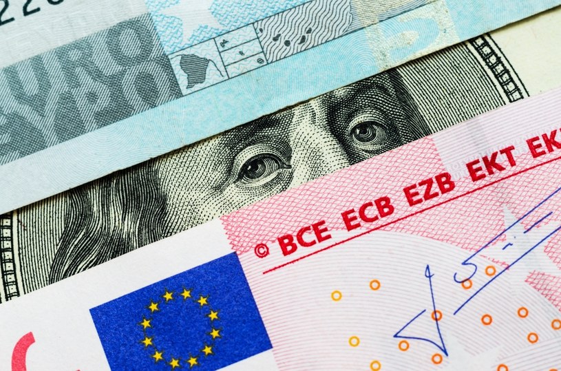 Obecnie za euro trzeba zapłacić około 4,20 zł /123RF/PICSEL
