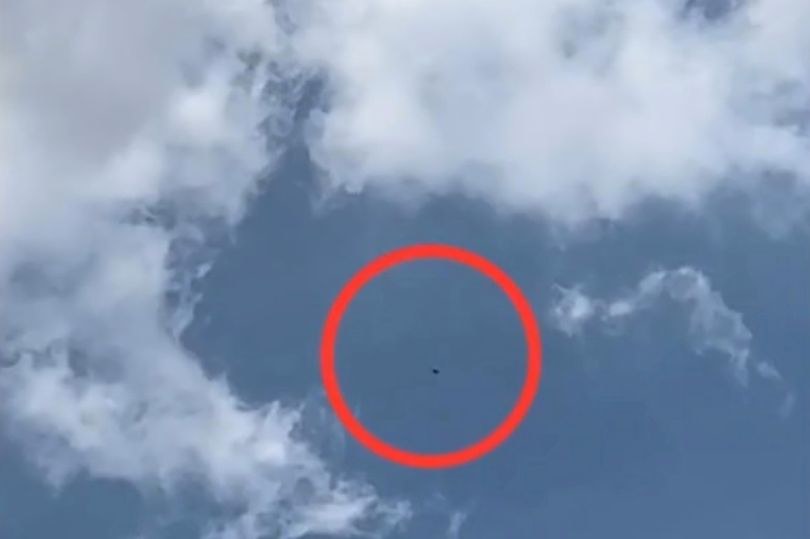 Obiekt UFO nad Londynem  poruszał się z prędkością ponaddźwiękową /Twitter