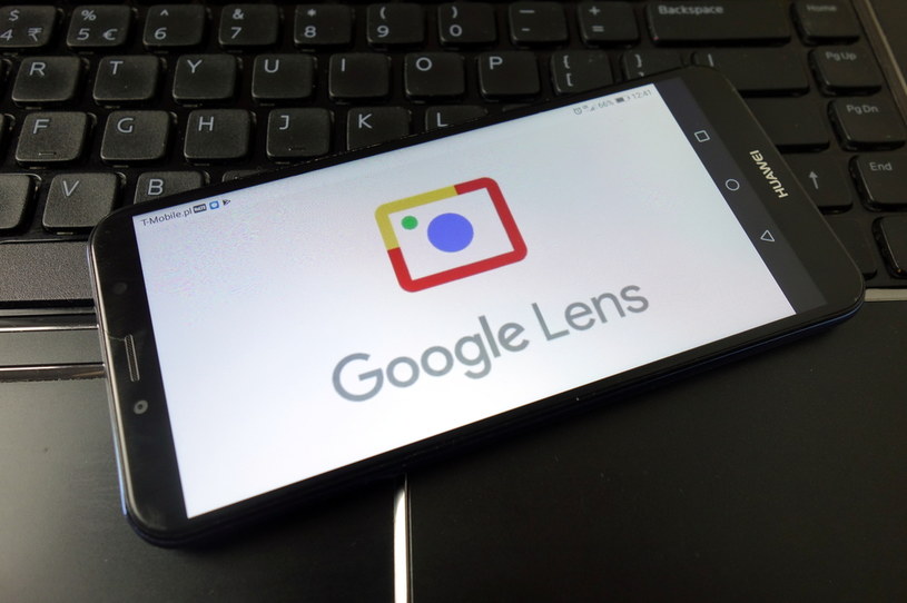 Obiektywu Google ("Google Lens") /123RF/PICSEL