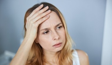Objaw anemii, problemów z tarczycą czy krążeniem. Bywa też pierwszym sygnałem nowotworu