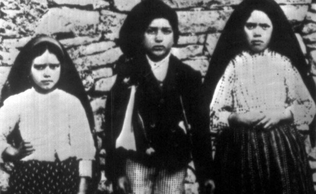 Objawienia fatimskie: Tajemnice, które wpłynęły na losy świata i Kościoła