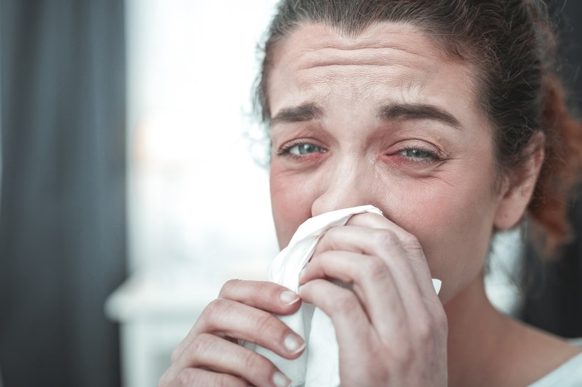 Objawy alergii mogą dawać nam się we znaki podczas burz /123RF/PICSEL