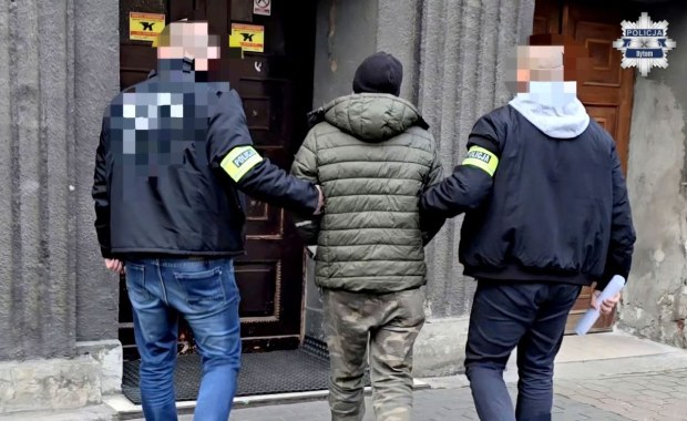 Oblał ją nieznaną substancją i postrzelił w głowę. Brutalny atak w Bytomiu 