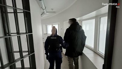 Oblał kobietę benzyną i zażądał oddania auta. Areszt dla 23-latka