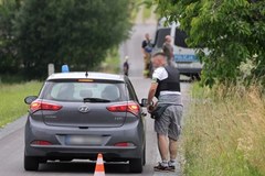 Obława za sprawcą strzelaniny w Starej Wsi