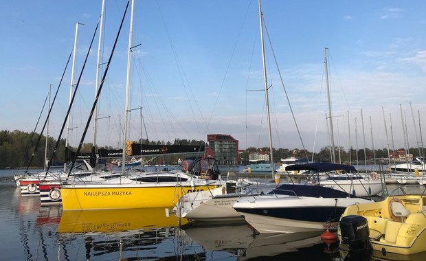 Oblężone Mazury podczas długiego weekendu. "Takich tłumów dawno nie było"