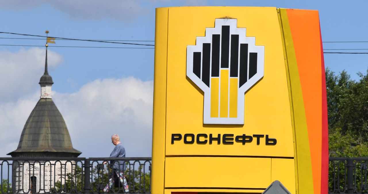 Obligacje: Rosnieft w najbliższych dniach spłaci 2 mld dolarów /AFP