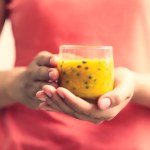 Obniża ciśnienie, wspomaga jelita, koi nerwy. Marakuja ma więcej potasu niż pomidory