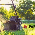 Obniżka o 200 zł i zaczęło się polowanie. Ta kosiarka Parkside znika z półek