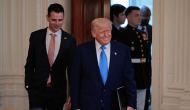 Obniżka podatków w USA przegłosowana. Trump: Najważniejsza ustawa w historii