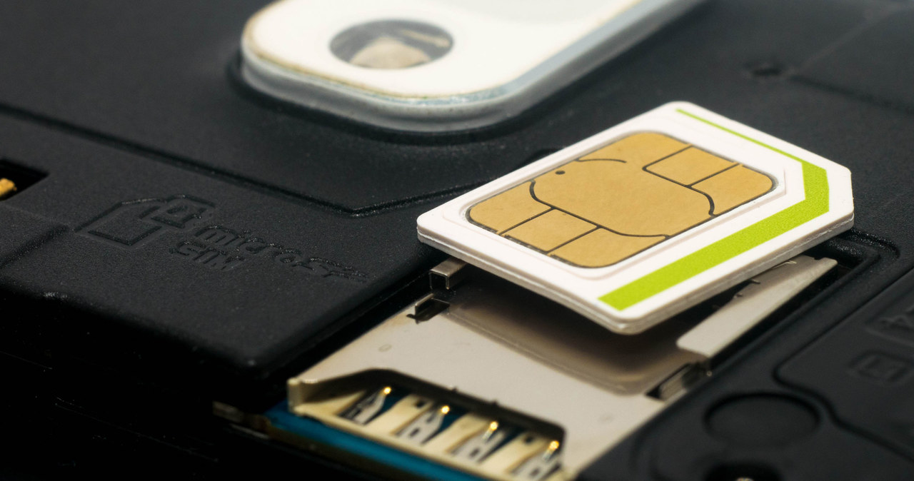 Obowiązkowa rejestracja kart SIM nadal wiąże się z wieloma pytaniami /123RF/PICSEL