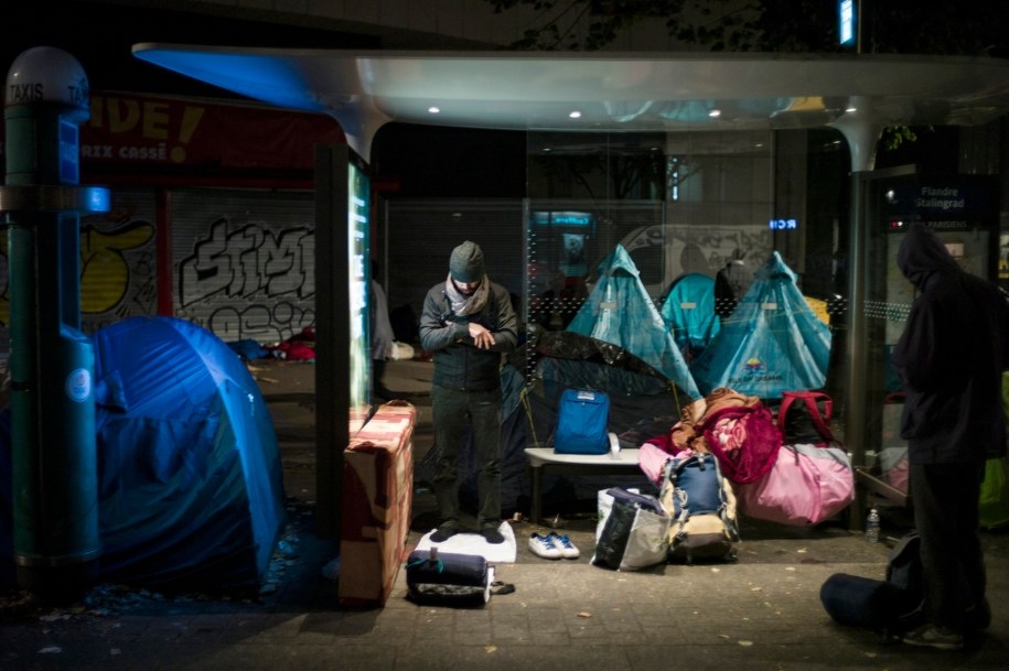 Obozowisko w Calais /YOAN VALAT  /PAP/EPA