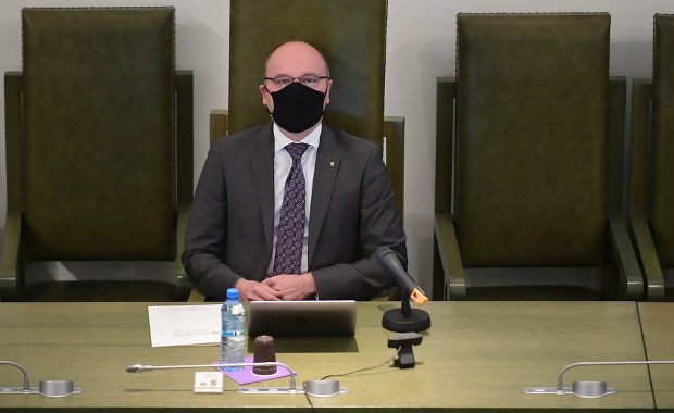 Obrady Sądu Najwyższego znowu odroczone. Zaradkiewicz zwraca się do Dudy