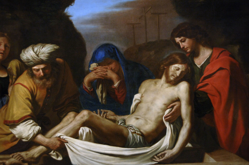 Obraz autorstwa Guernico przedstawiający okrycie szatami zdjętego z krzyża Jezusa /Album/Prisma /East News