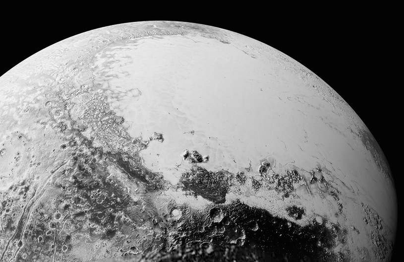 Obraz Plutona złożony ze zdjęć przesłanych przez sondę New Horizons /NASA