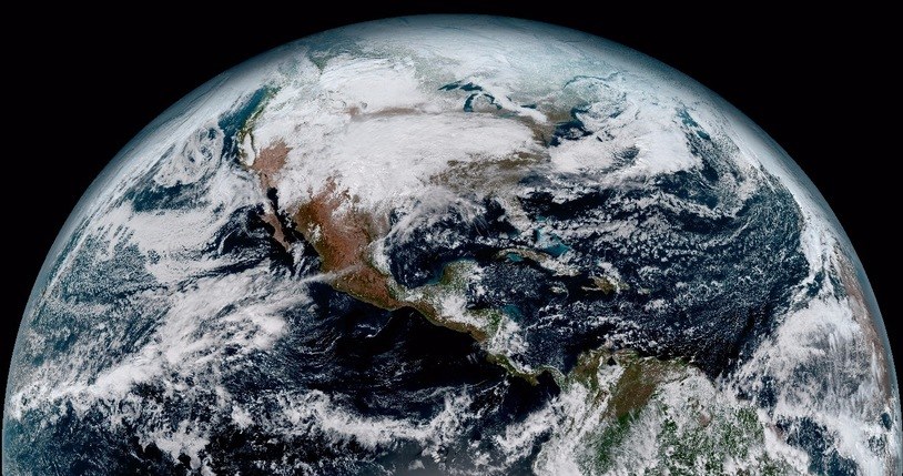 Obraz zachodniej półkuli Ziemi z 15 stycznia 2017 roku /materiały prasowe