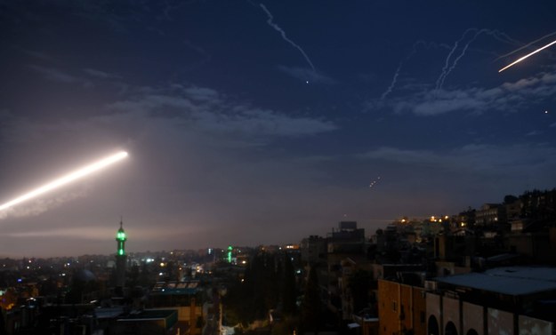 Obrona przeciwlotnicza w Damaszku /Ammar Safarjalani /PAP/EPA