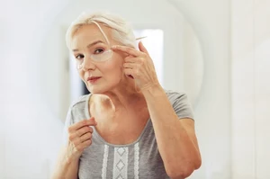 Obrzęki powiek rano: nerki serce czy alergia? Co tak naprawdę ci dolega?