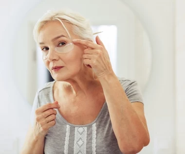 Obrzęki powiek rano - nerki serce czy alergia? Co tak naprawdę ci dolega?