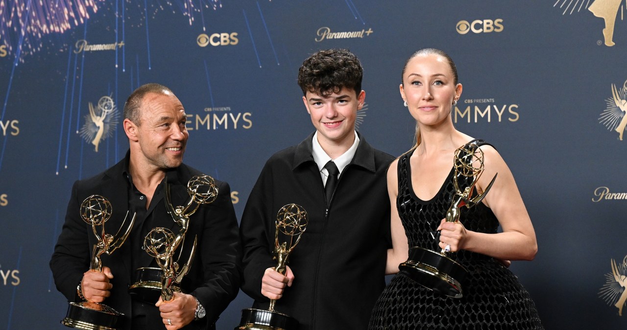 Obsada miniserialu "Dojrzewanie" na gali rozdania Emmy /Gilbert Flores /Getty Images