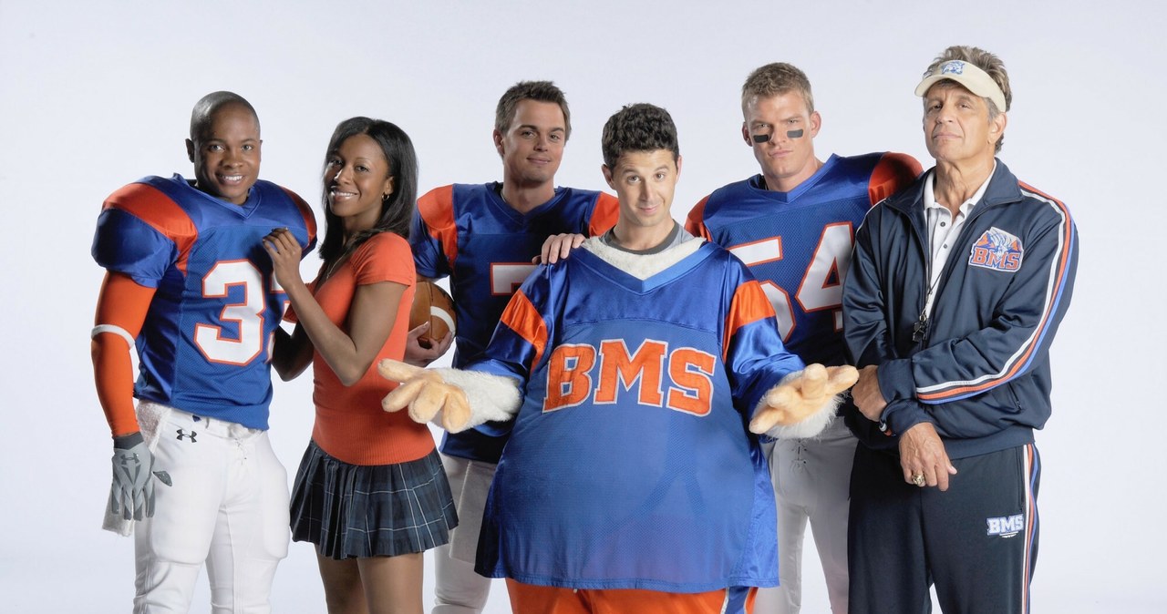 Obsada serialu "Blue Mountain State". Alan Ritchson drugi z prawej /Spike TV / Courtesy: Everett Collection /East News