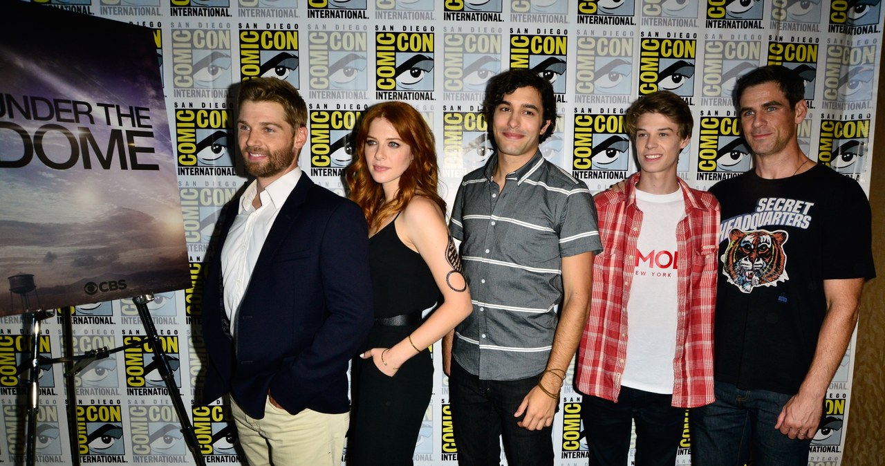 Obsada serialu "Pod kopułą": Mike Vogel, Rachelle Lefevre, Alexander Koch, Colin Ford, Eddie Cahill. /Jerod Harris /Getty Images