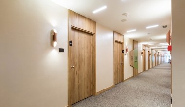 Obsługa hotelu dostała zaskakujący napiwek. Zdjęcie już krąży po sieci