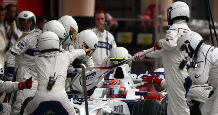 "Obsługiwany" Robert Kubica /AFP