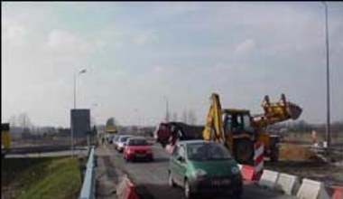 Obsunęła się jezdnia na trasie nr 7