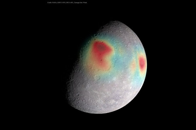 Obszary o gęstszej materii podpowierzchniowej na Merkurym. /NASA