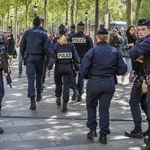 Oburzenie policjantów po zamachu w Paryżu. Tak wielkie, że związkowy lider poparł Marine Le Pen