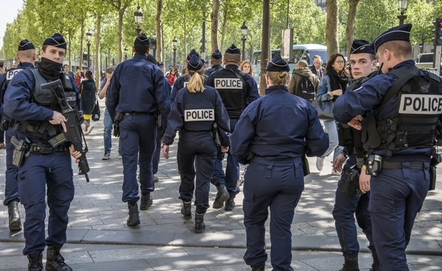 Oburzenie policjantów po zamachu w Paryżu. Tak wielkie, że związkowy lider poparł Marine Le Pen