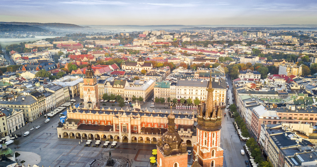 Obwarzanek to jeden z kulinarnych symboli Krakowa /123RF/PICSEL