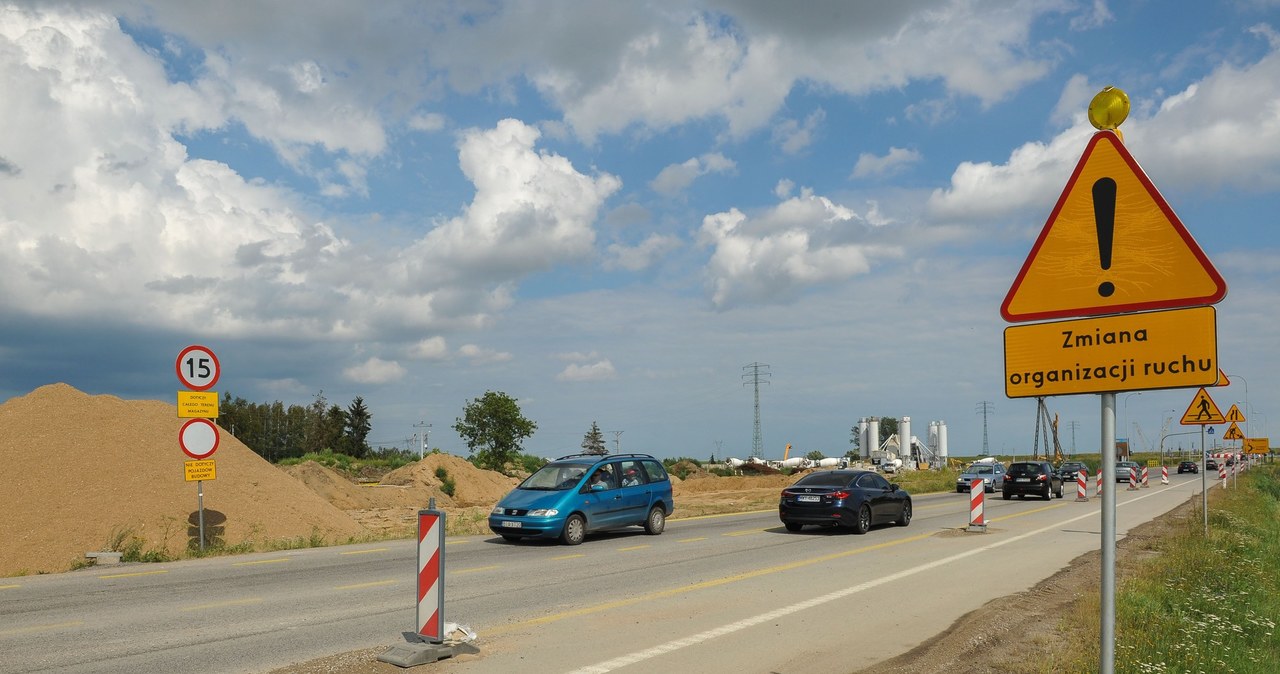 Obwodnica będzie miała 15 km długości /Gerard /Reporter