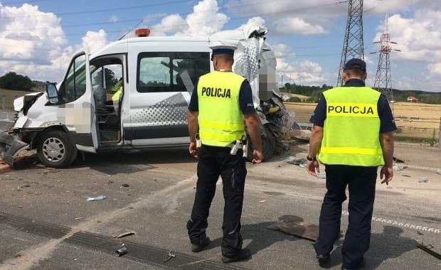 Obwodnica Suwałk: Kierowca ciężarówki śmiertelnie potrącił dwie osoby