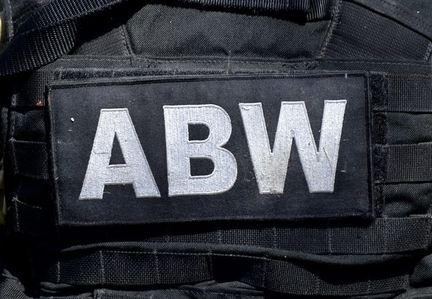 Obywatelkę Białorusi podejrzaną o szpiegostwo na szkodę Polski zatrzymali funkcjonariusze ABW /Darek Delmanowicz /PAP