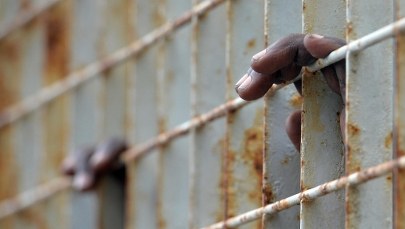 Ocaleli z katastrofy. Podejrzani są o nielegalną imigrację 