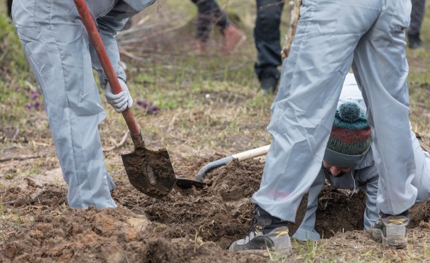 Ocalić od zapomnienia. Ruszają ekshumacje polskich ofiar ludobójstwa na Wołyniu