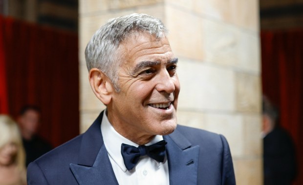 „Ocean’s 14” oficjalnie zatwierdzony. Clooney, Pitt i Roberts wracają do gry