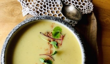 Очищає кишківник краще, ніж огірковий. Суп "квас" прискорює обмін речовин та допомагає схуднути