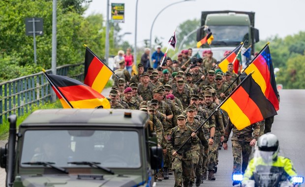Ochotnicy w Bundeswehrze. Berlin nie wyklucza poboru