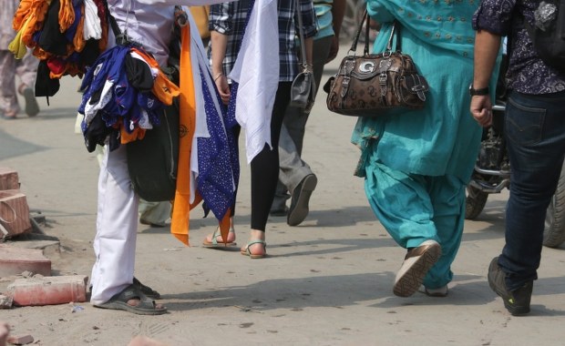 Ochroniarz kazał Francuzowi całować stopy saudyjskiej księżniczki