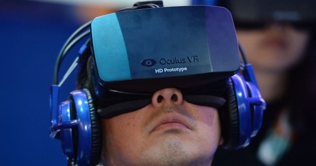 Oculus Rift - prezentacja sprzętu na targach CES 2014 /AFP