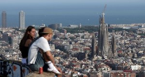 Oczy świata zwrócone na Barcelonę. Papież Leon XIV domknie pewien etap historii