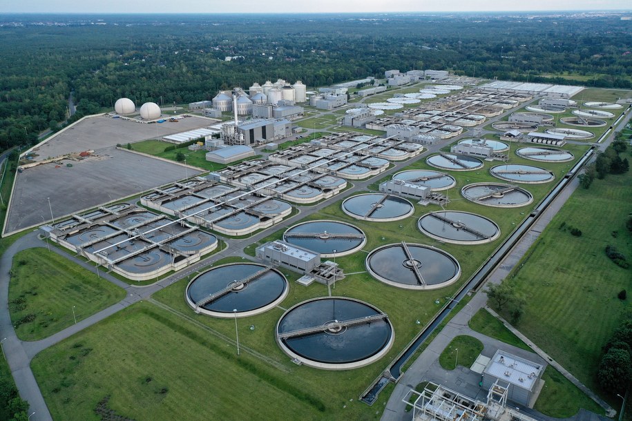 Oczyszczalnia ścieków „Czajka” w Warszawie / 	Leszek Szymański    /PAP