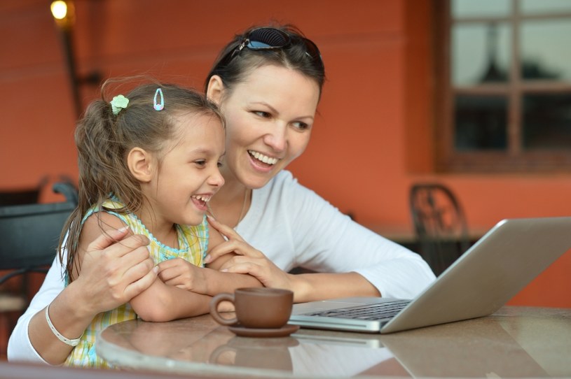 Od 1 lutego wniosek 500 plus można składać jedynie online /123RF/PICSEL