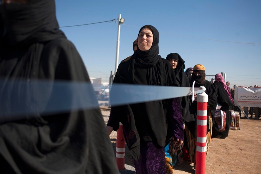 Od 17 października irackie siły bezpieczeństwa i kurdyjscy bojownicy (peszmergowie) prowadzą ofensywę na Mosul /GAILAN HAJI /PAP/EPA