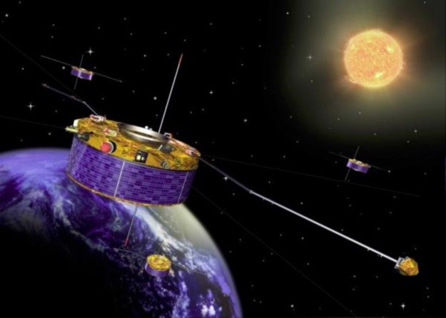 Od 2000 roku cztery satelity Cluster badają ziemską magnetosferę w trzech wymiarach /materiały prasowe