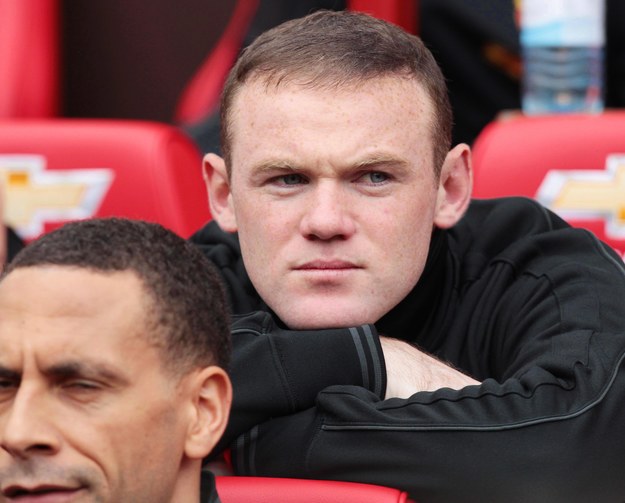 Od 2004 roku Rooney rozegrał w Manchesterze ponad 400 meczów /LINDSEY PARNABY /PAP/EPA